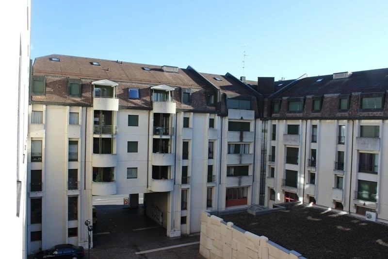 210m² office, photo 1 of 10