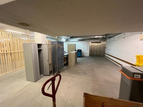 351m² storage room, photo 4 of 4