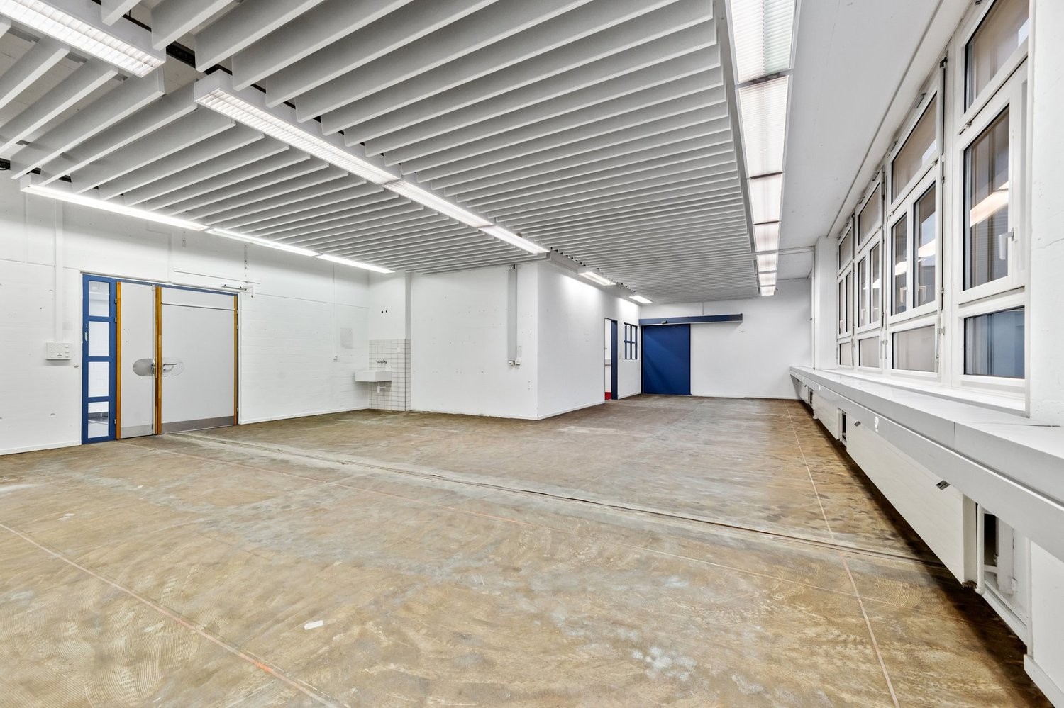 163m² office, photo 3 of 4