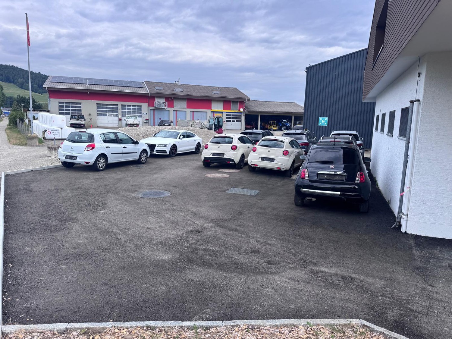 750m² commercial, photo 4 of 8