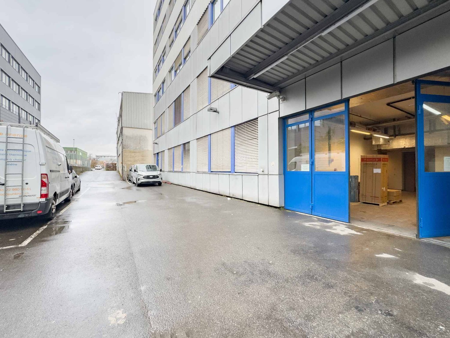 748m² office, photo 6 of 8