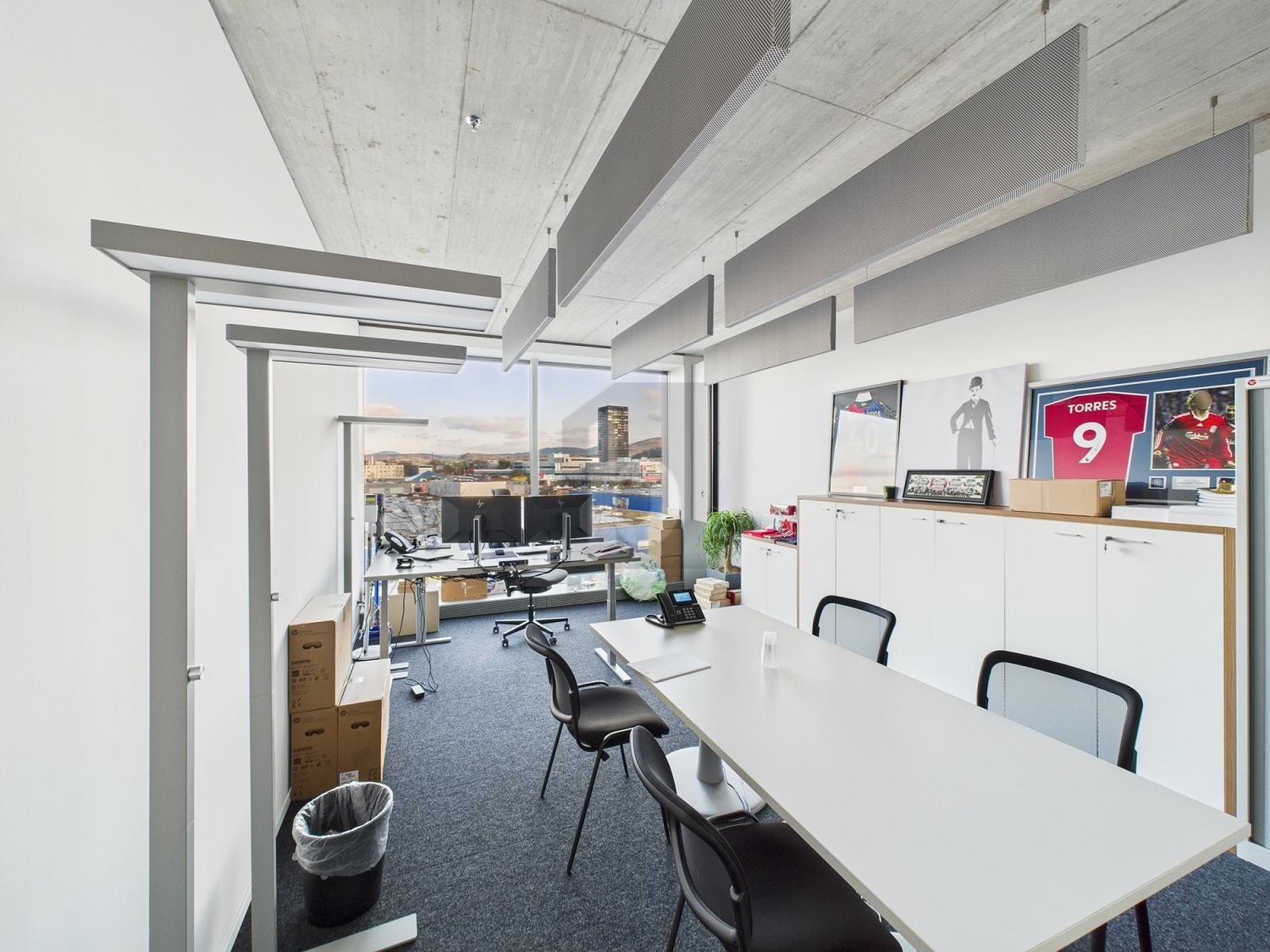 146m² office, photo 2 of 4