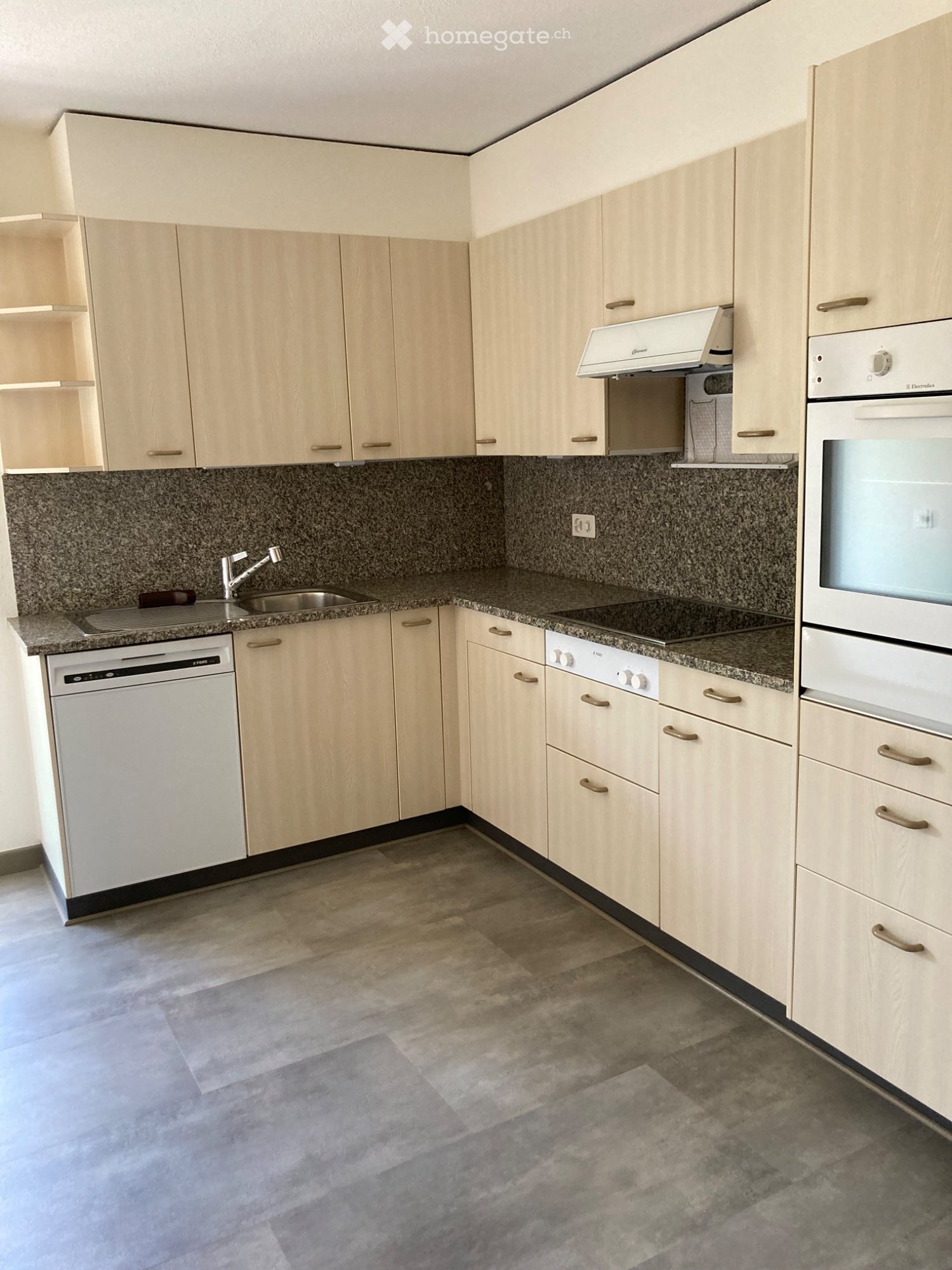 4 rooms apartment, photo 4 of 5