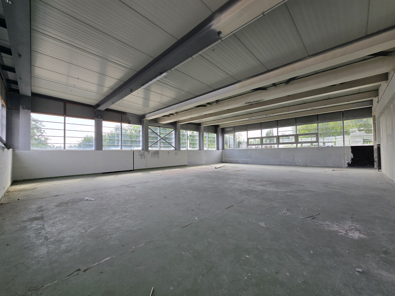 288m² storage room, photo 4 of 8