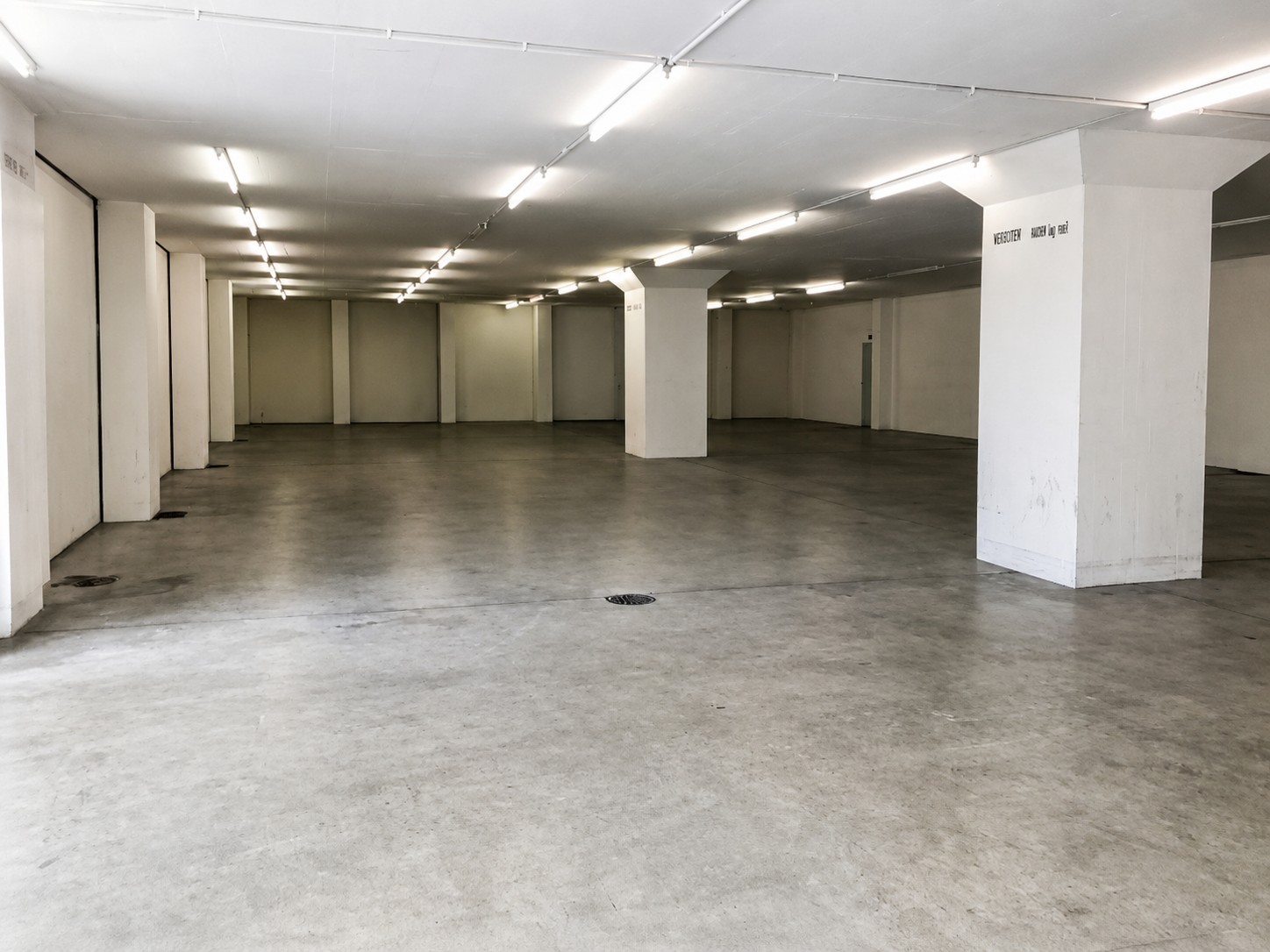 440m² commercial, photo 1 of 6