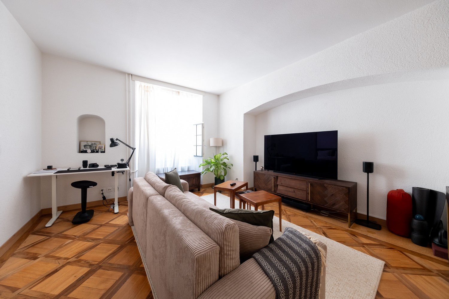 2 rooms apartment, photo 2 of 7