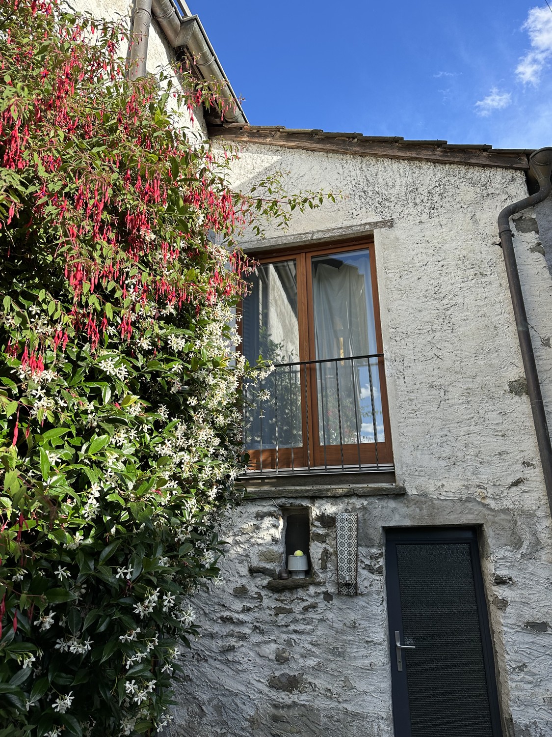 5 rooms single house