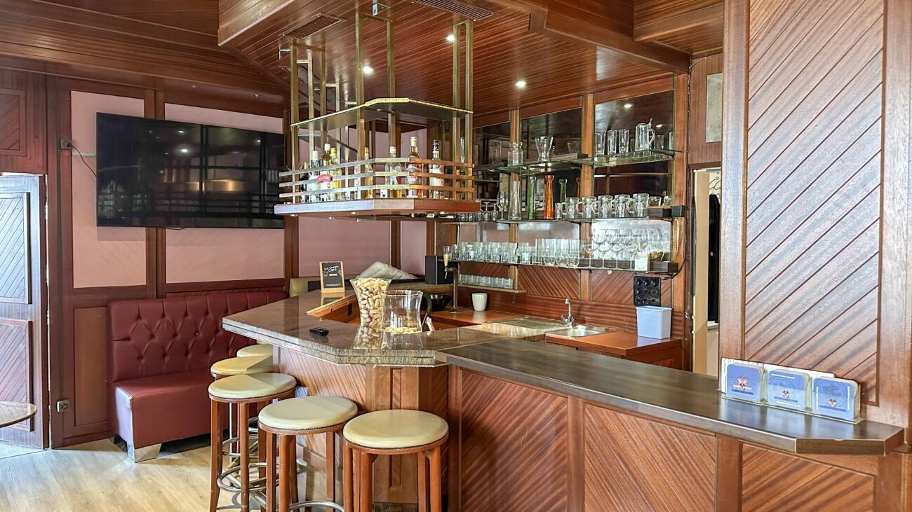 280m² restaurant