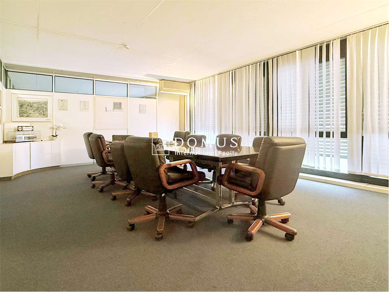 Office, photo 1 of 8
