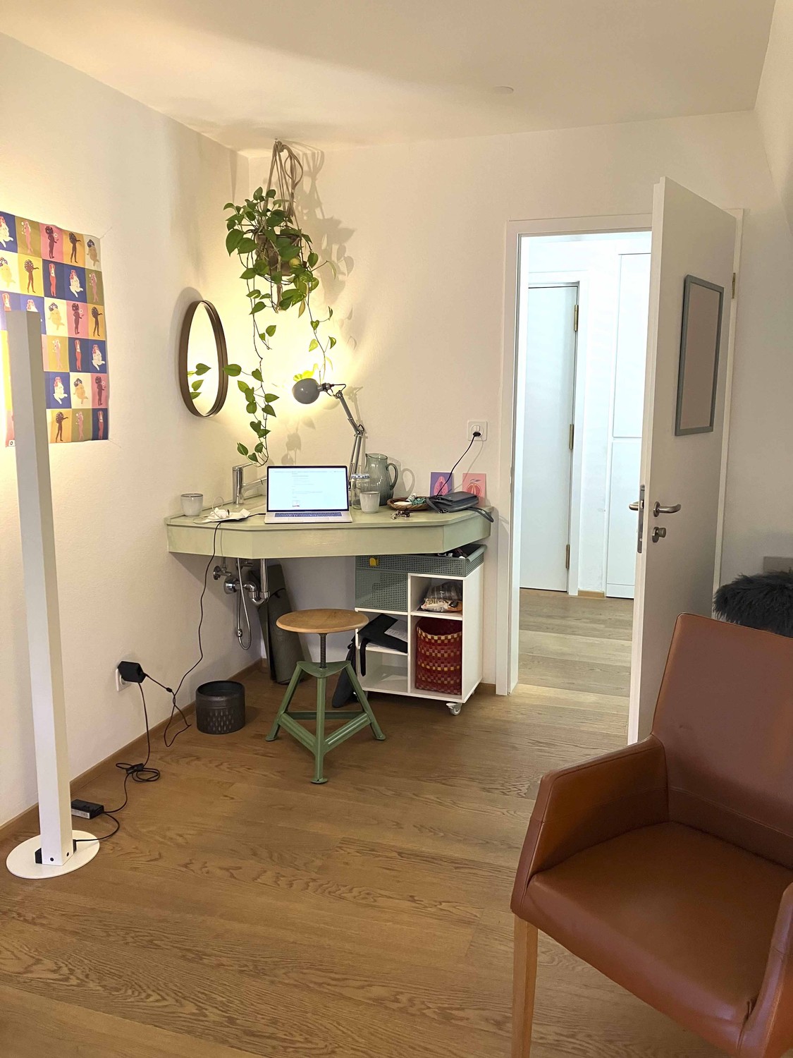 14m² commercial

Commercial premises available from August – Schaffhauserplatz, Zürich: Due to a short-term change of tenant, a practice room in the Yotree Yogastudio will become available at the beginning of August.

Location: Central at Schaffhauserplatz, good public transport connections
Usable a, photo 2 of 3