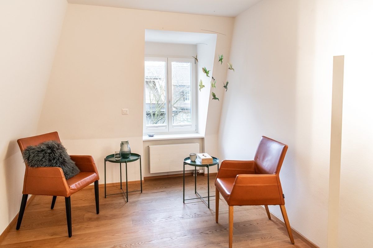 14m² commercial

Commercial premises available from August – Schaffhauserplatz, Zürich: Due to a short-term change of tenant, a practice room in the Yotree Yogastudio will become available at the beginning of August.

Location: Central at Schaffhauserplatz, good public transport connections
Usable a, photo 1 of 3