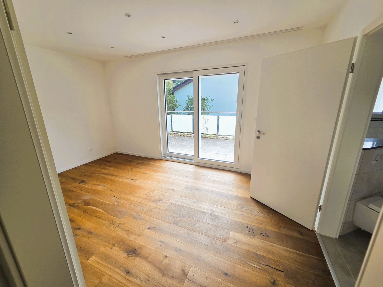 Casa singola con 5 ½ locali, foto 5 di 10