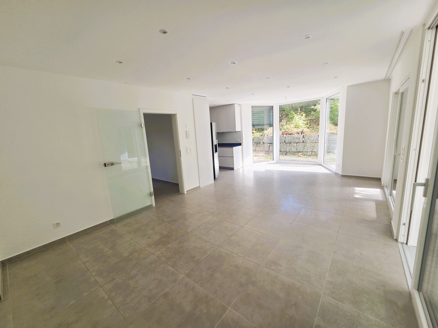 Casa singola con 5 ½ locali, foto 2 di 10