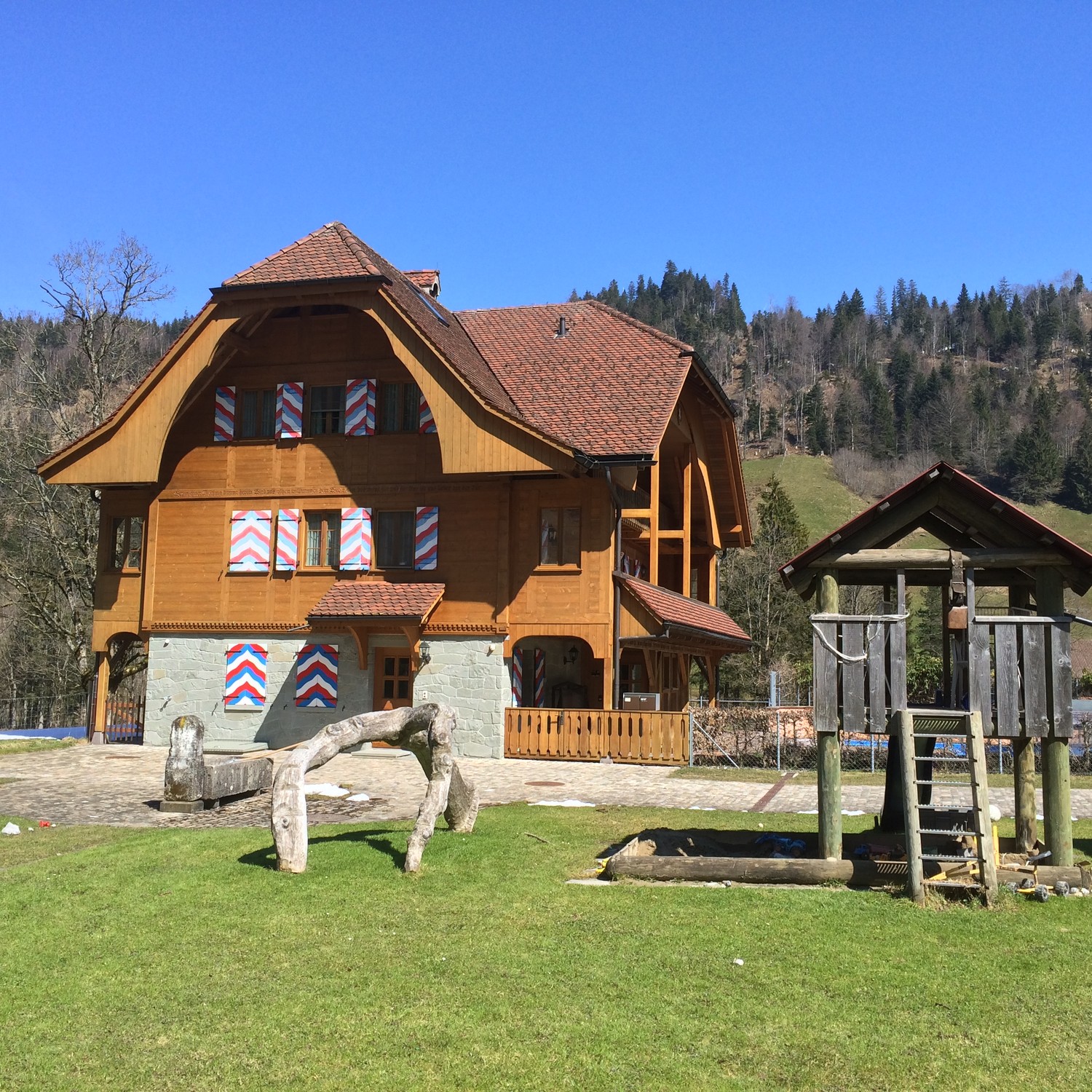 7 rooms farm house