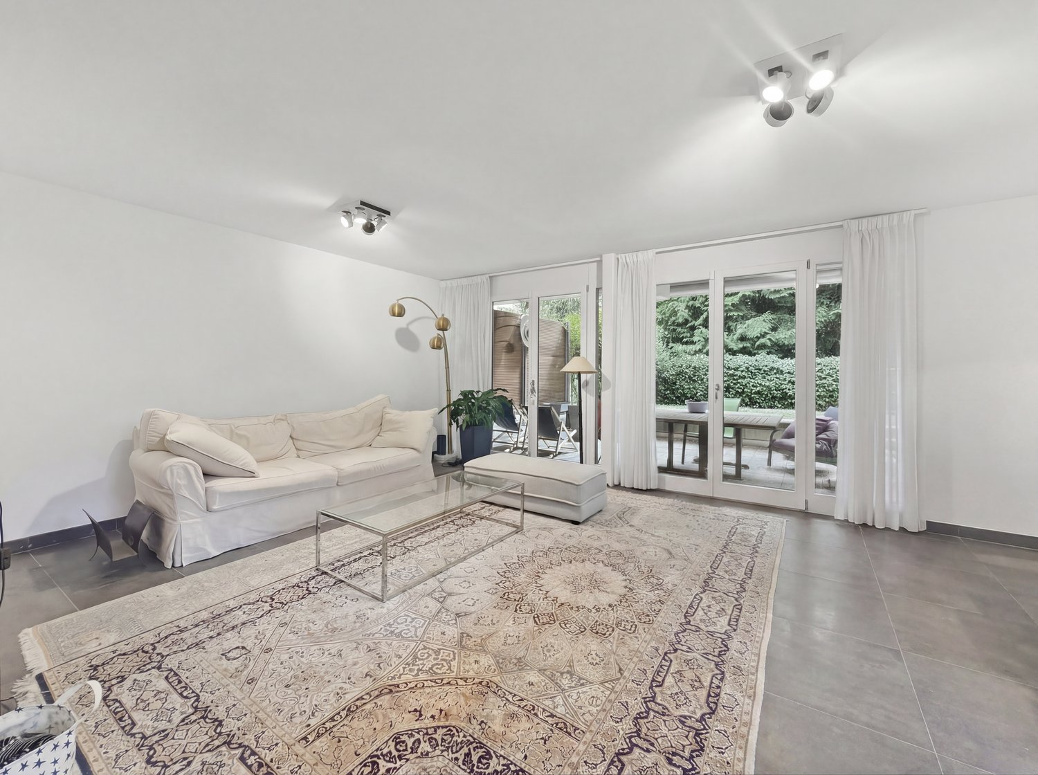 6 rooms terrace flat, photo 2 of 10