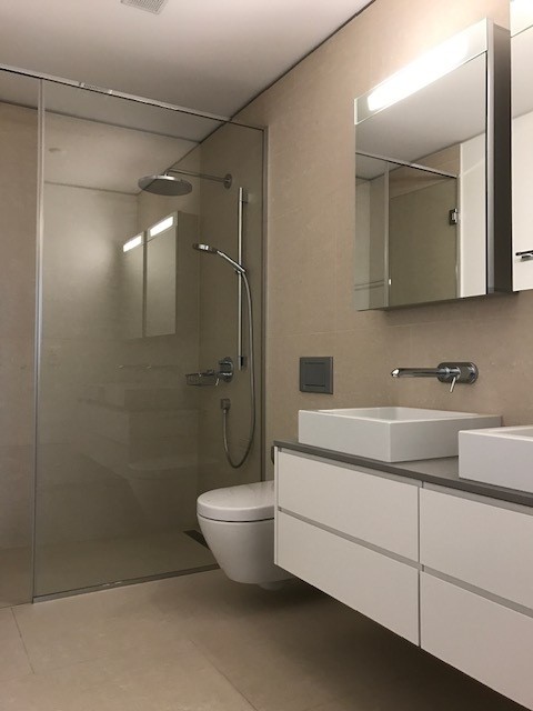 Bright 3.5-room apartment with city view and balcony on the 8th floor, photo 4 of 7