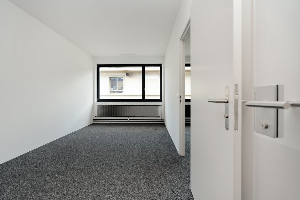 200m² office, photo 4 of 9