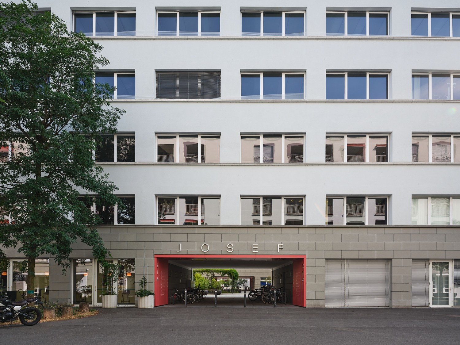 362m² office, photo 5 of 5