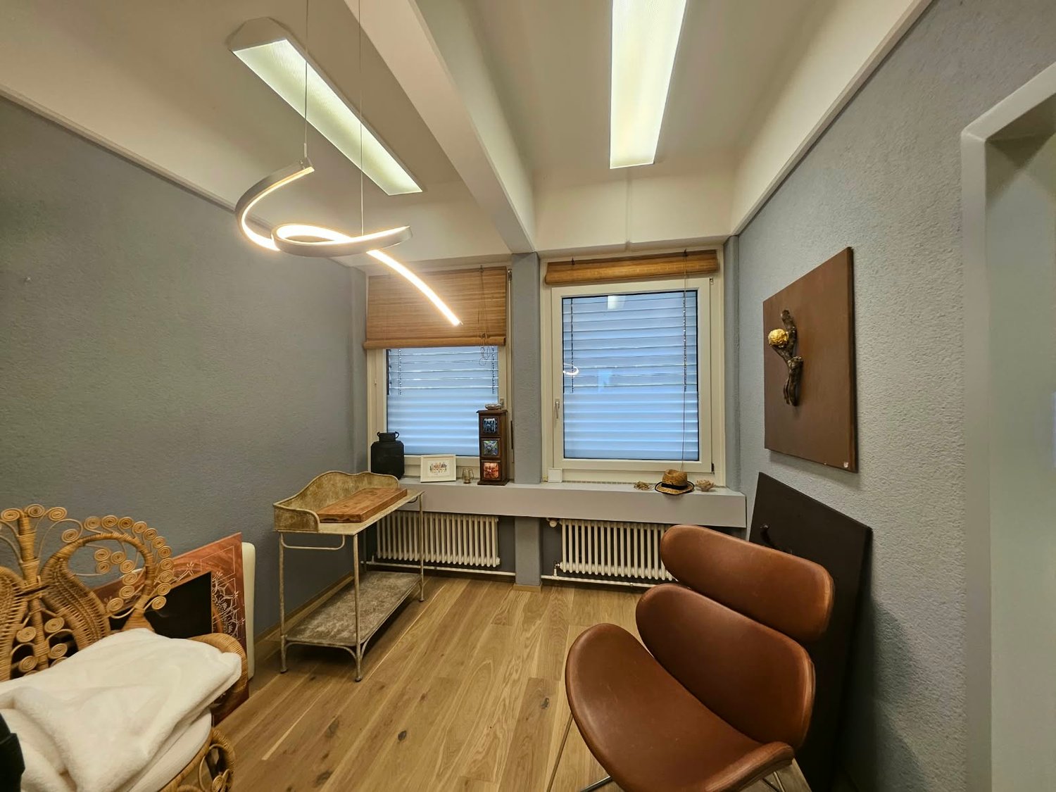 160m² office