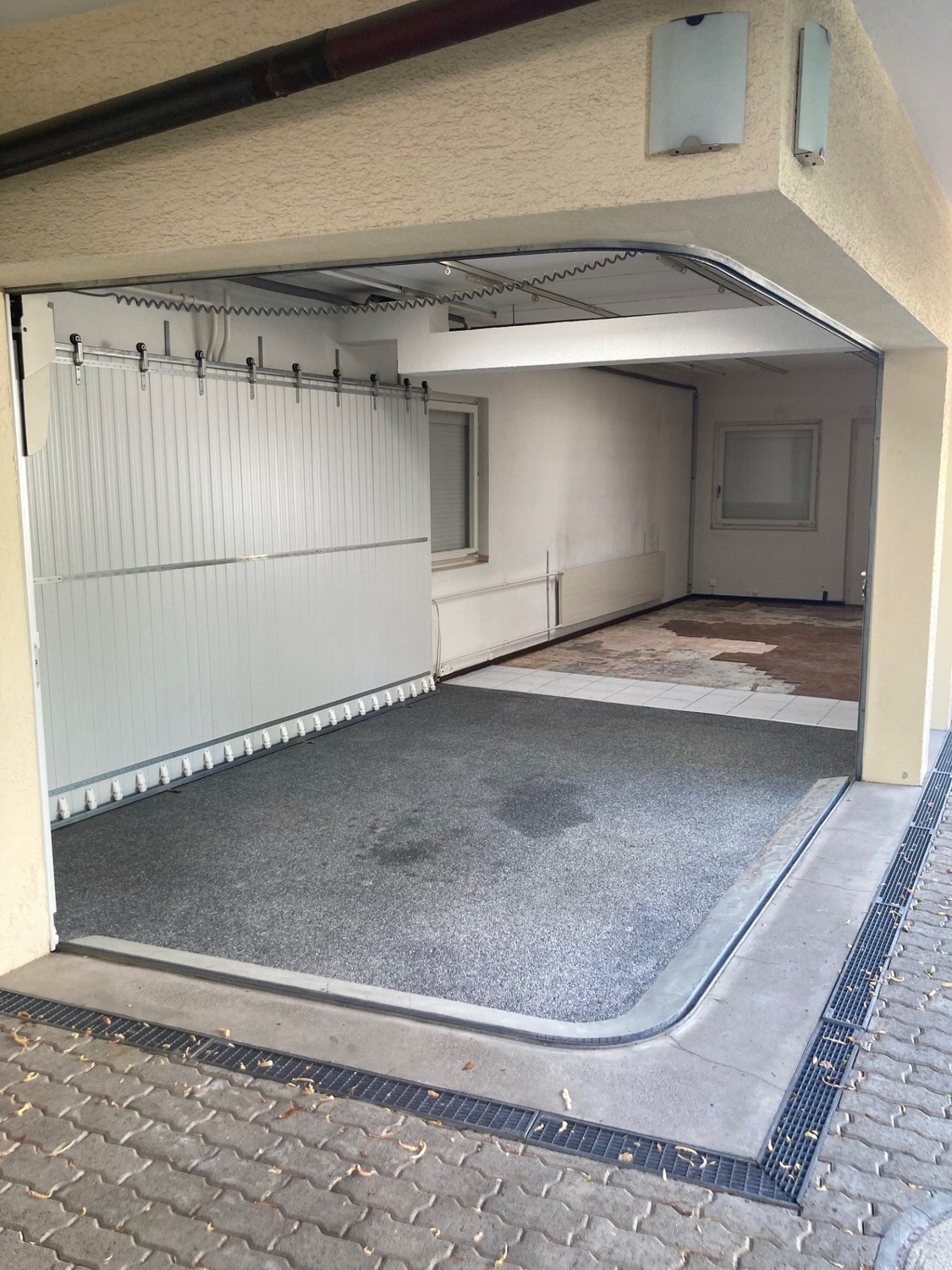 77m² commercial, photo 3 of 8