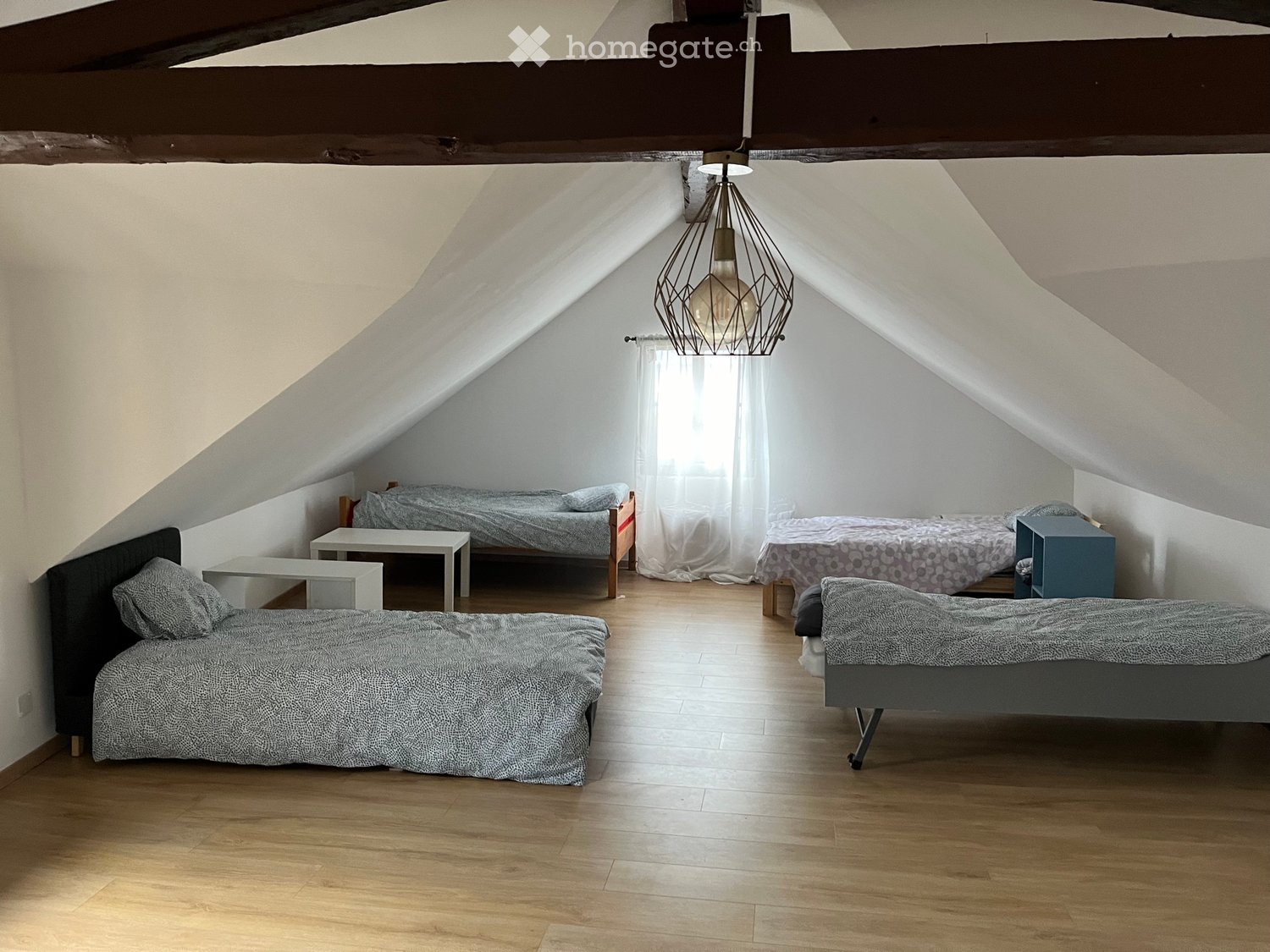 1 room single room