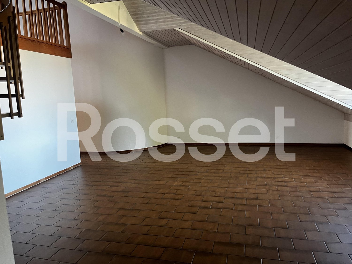 4 rooms apartment, photo 2 of 6