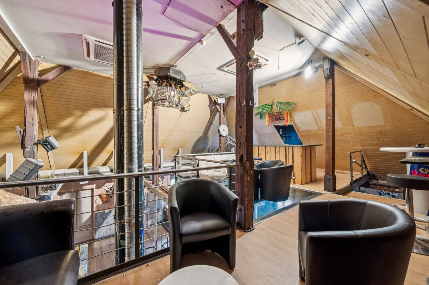 519m² restaurant