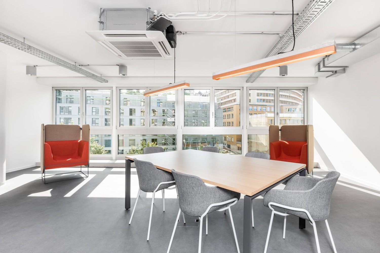 Office, photo 6 sur 8