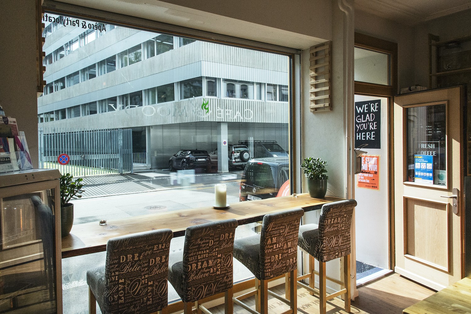 47m² commercial, Foto 1 von 5