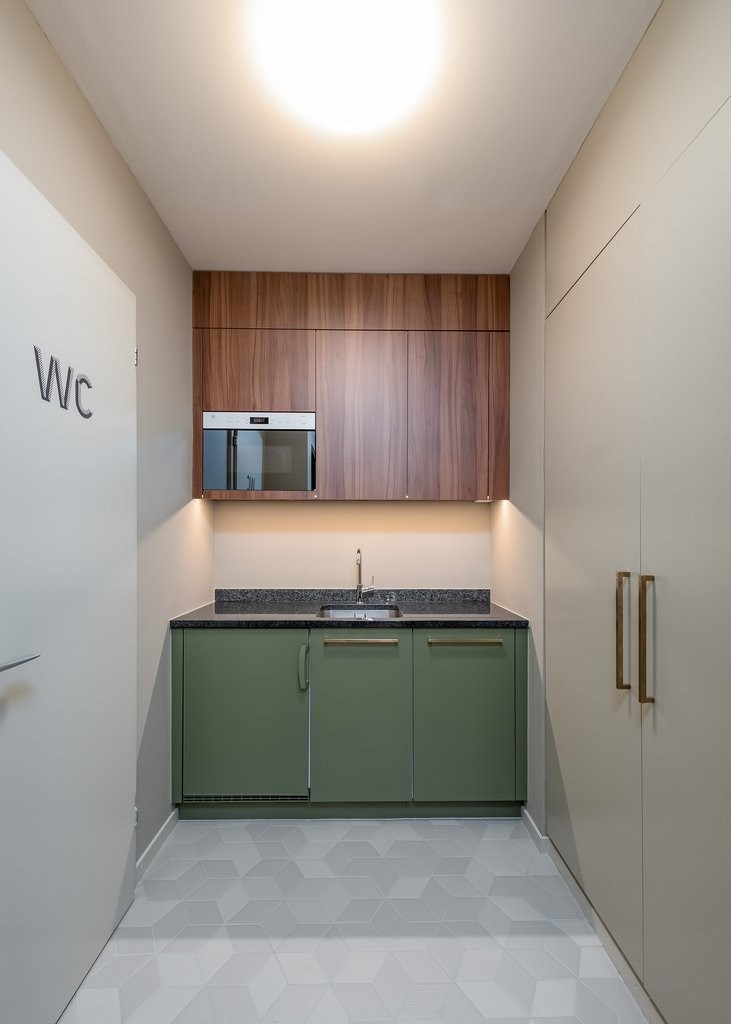 17m² office, photo 6 of 10