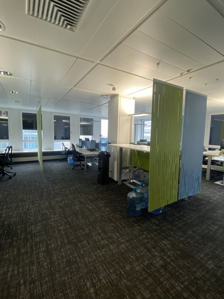 677m² office, photo 9 of 9
