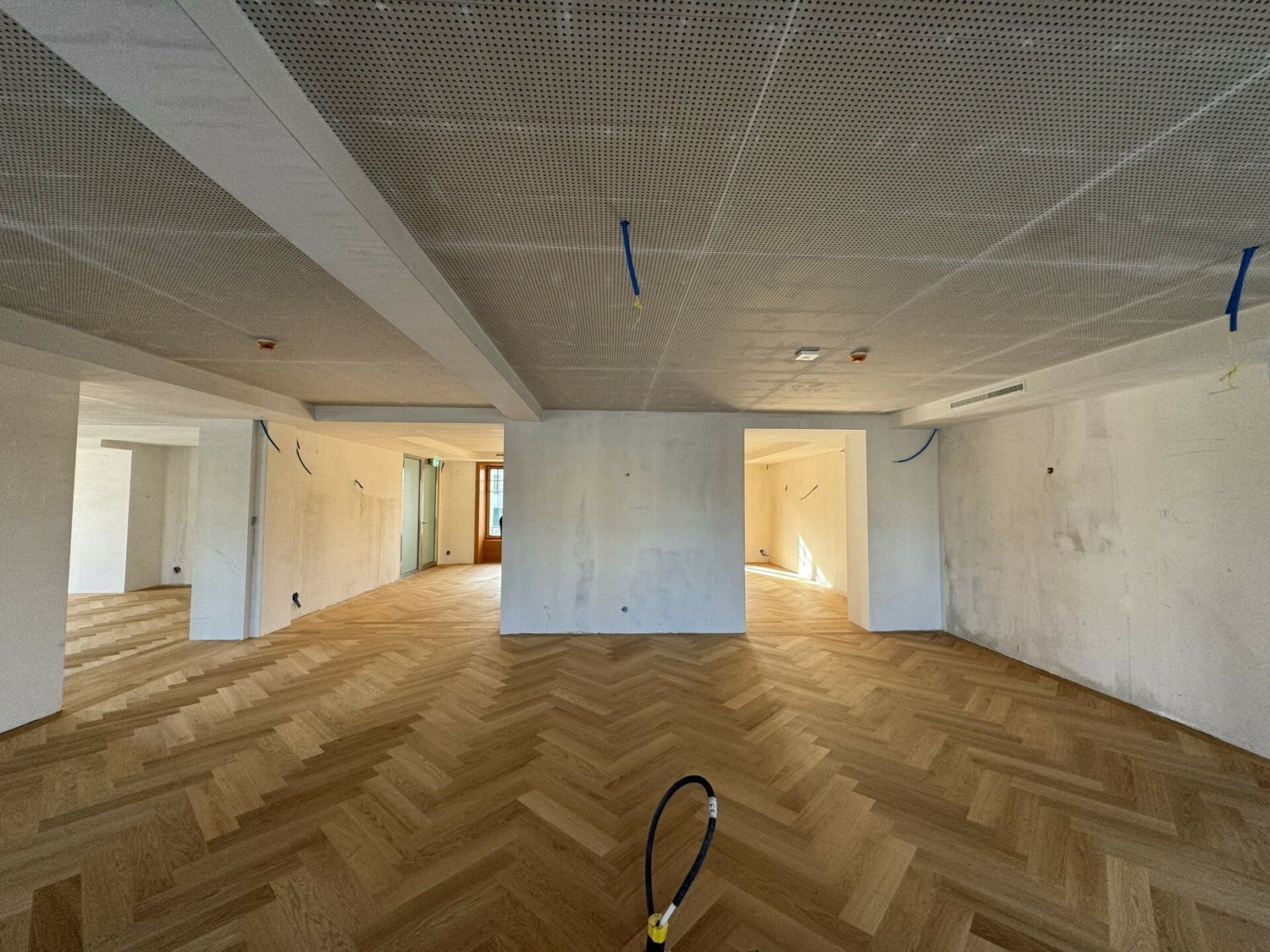 212m² restaurant, photo 4 of 10