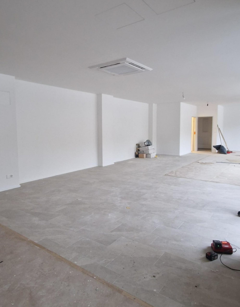 150m² commercial, photo 2 of 6