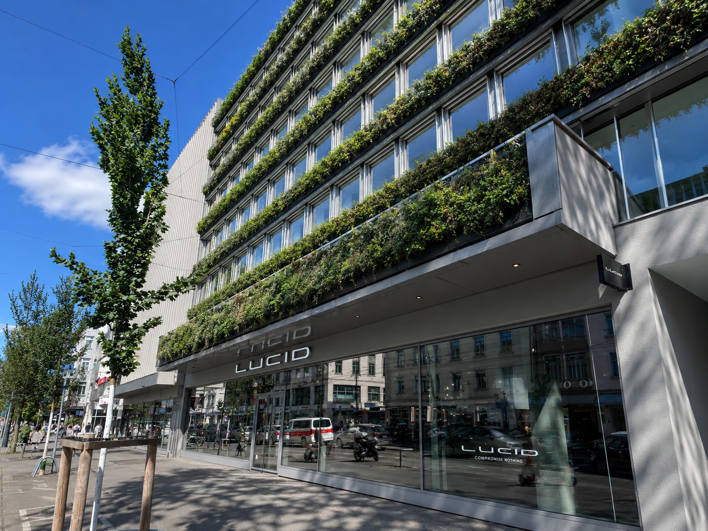 228m² ufficio, foto 1 di 10