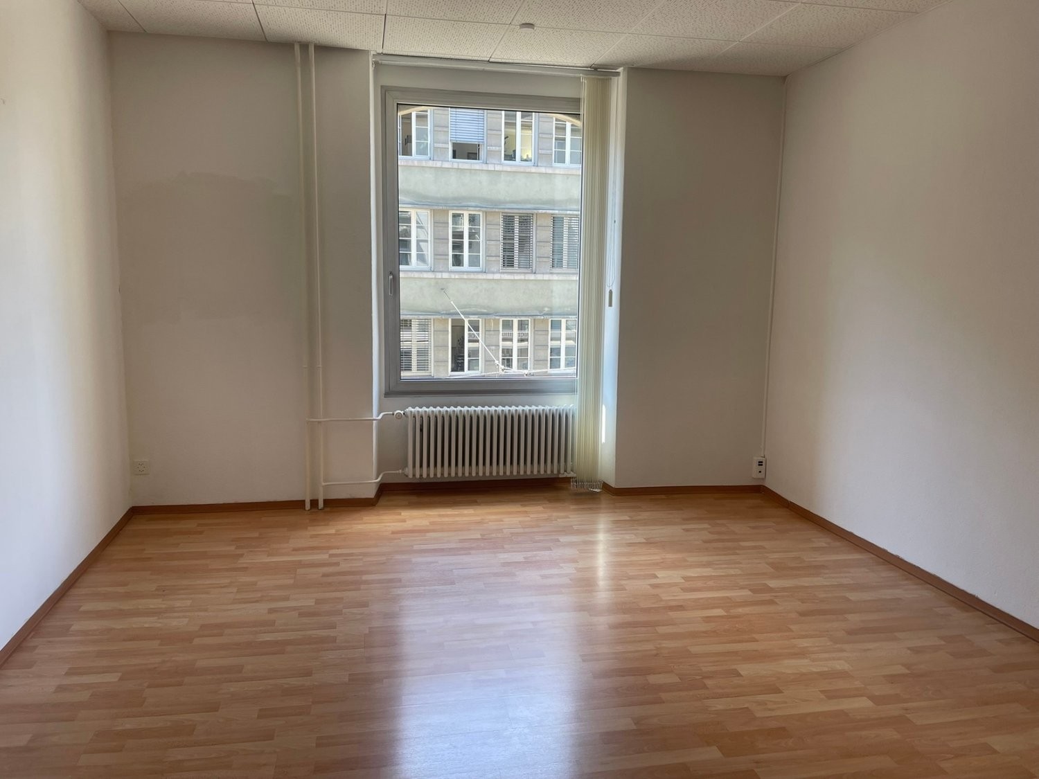 106m² office, photo 1 of 10