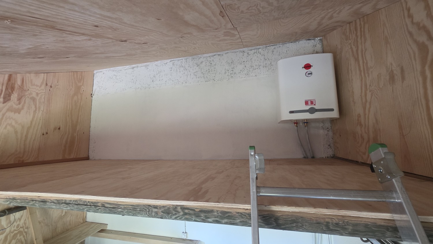 15m² commercial