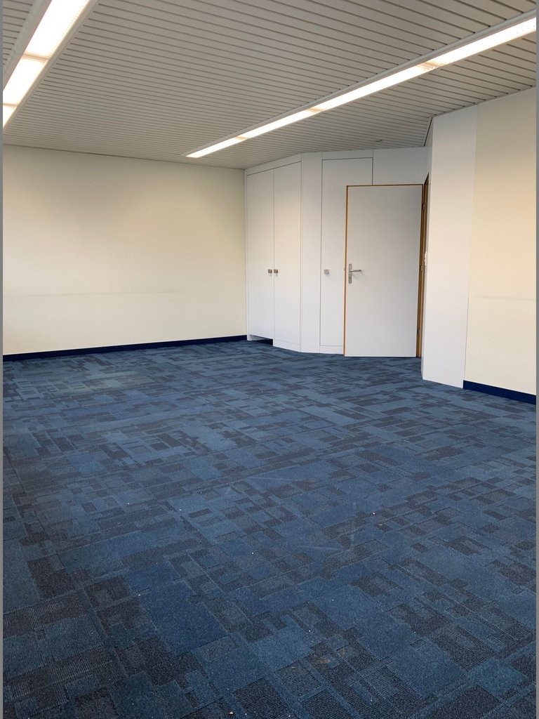 242m² office, photo 6 of 10