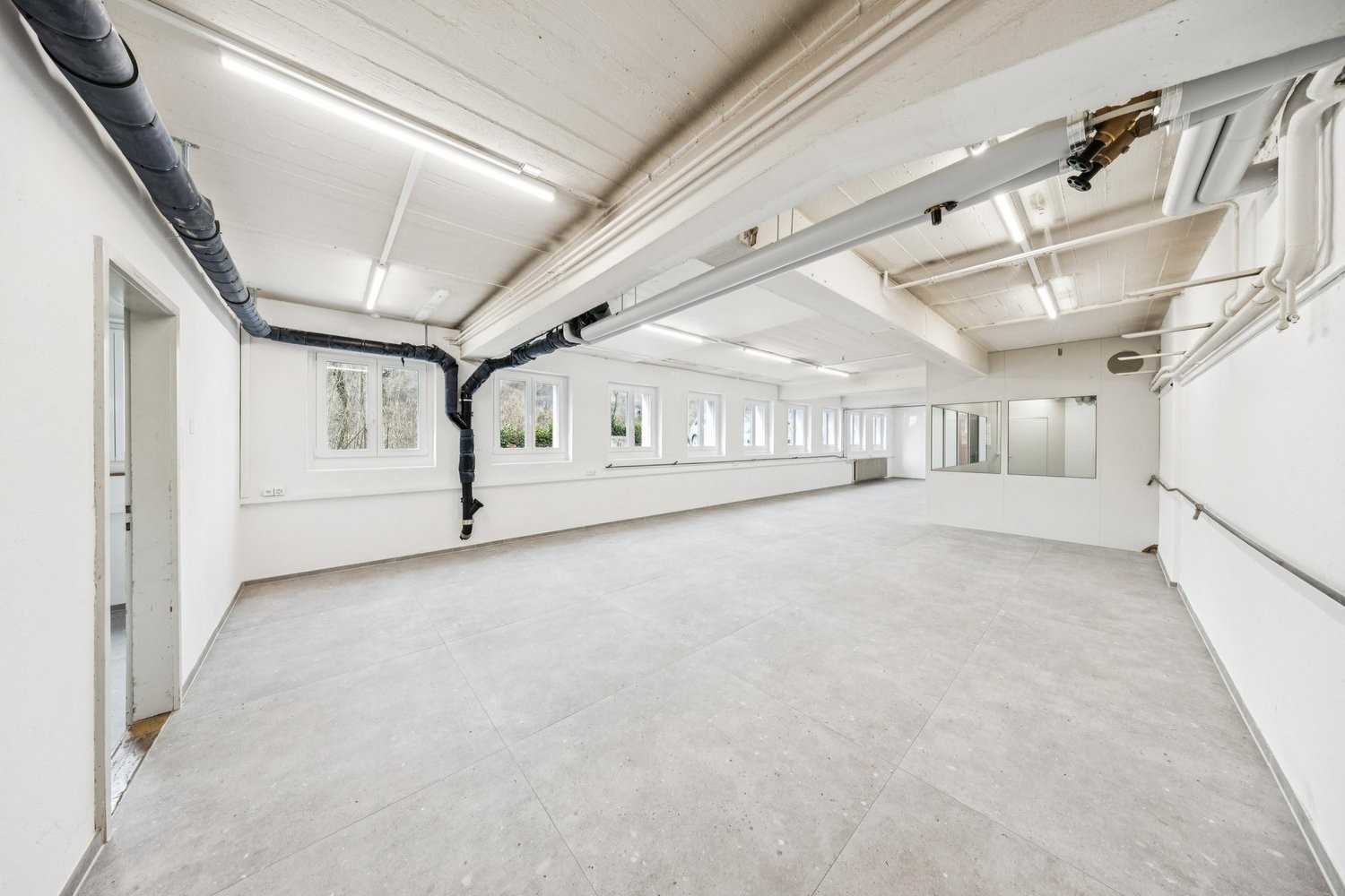 130m² commercial, photo 4 of 10
