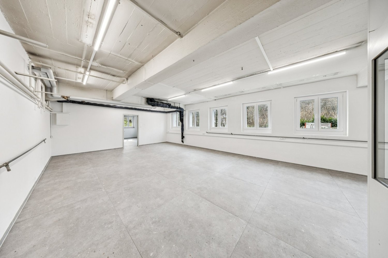 130m² commercial, photo 5 of 10