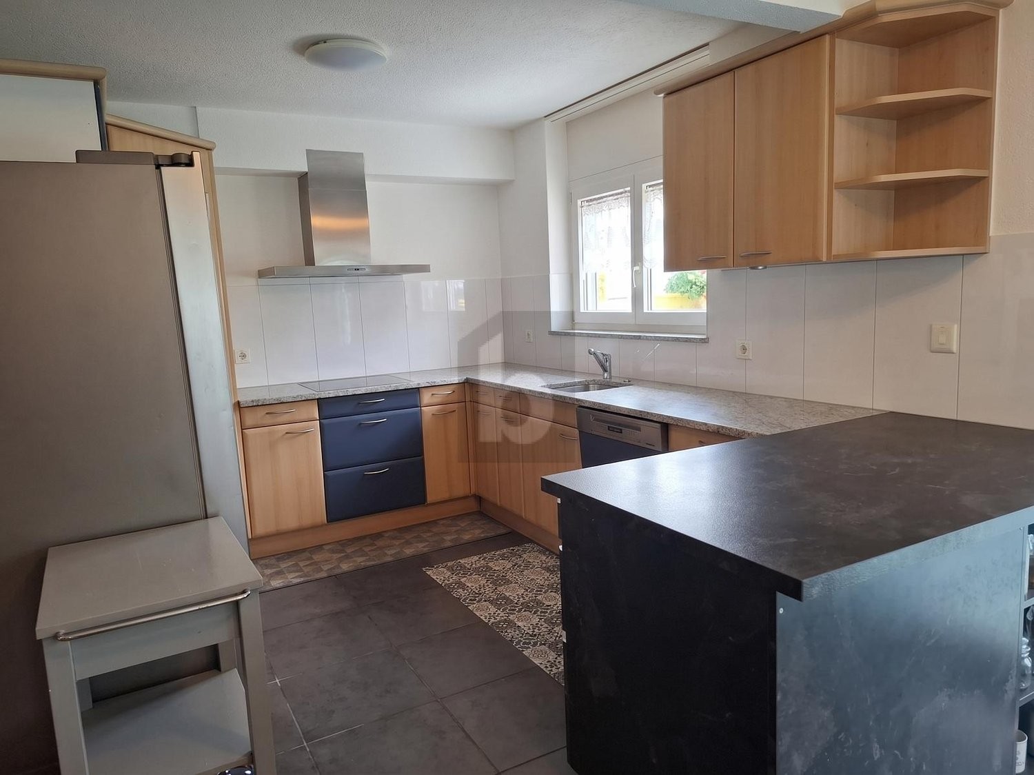 6 rooms row house, photo 4 of 4