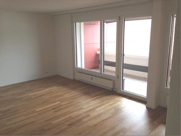 1 room apartment, photo 3 of 7