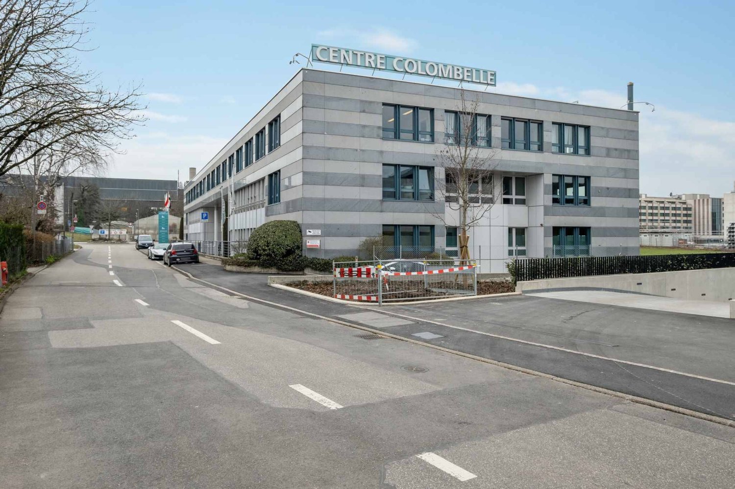 78m² office