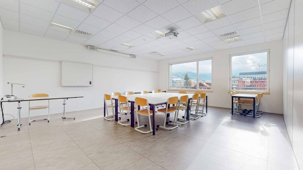 462m² office, photo 3 of 10