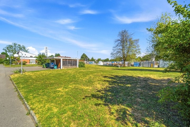 2781m² building land, photo 5 of 8