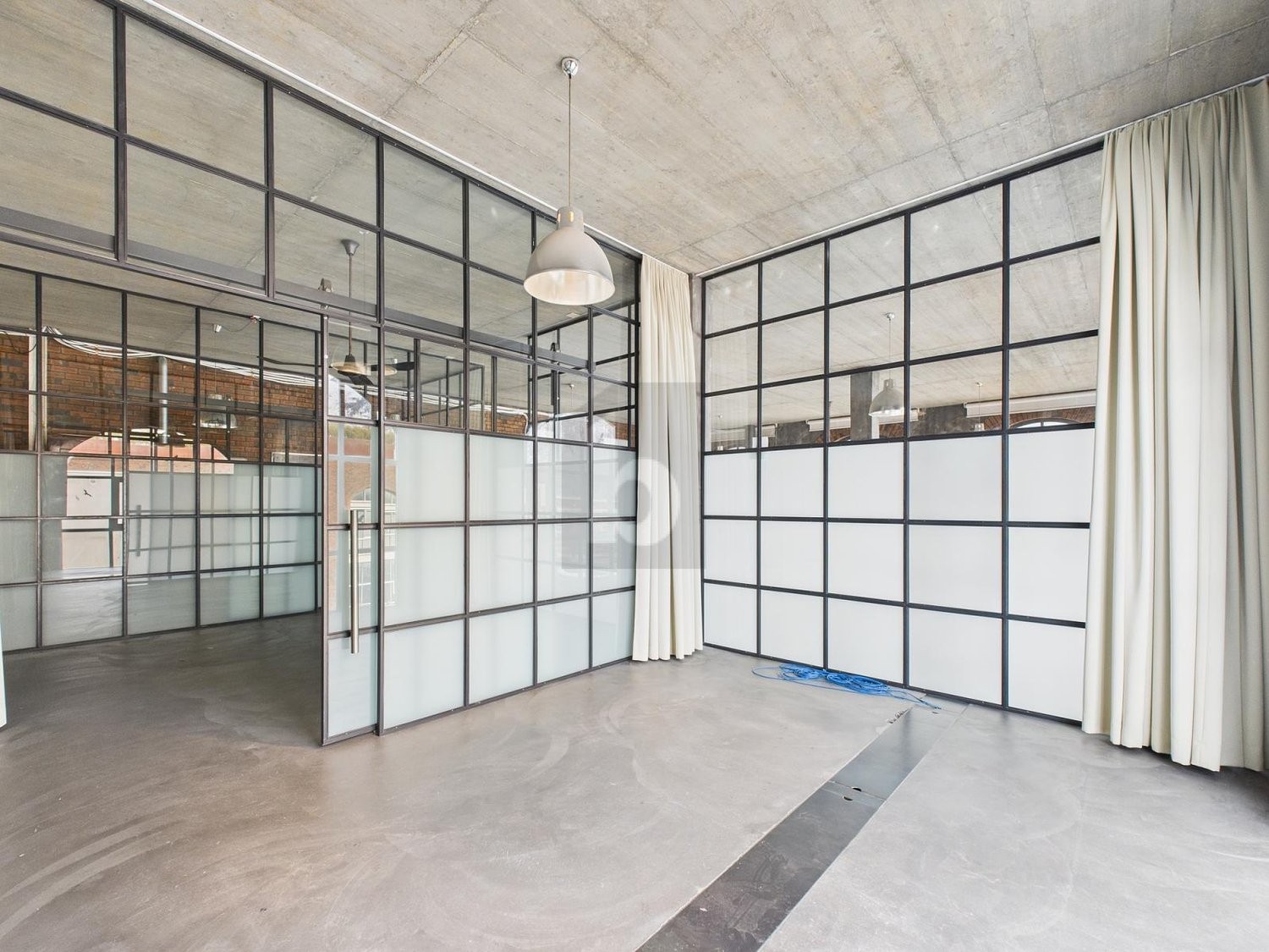 170m² office, photo 3 of 4