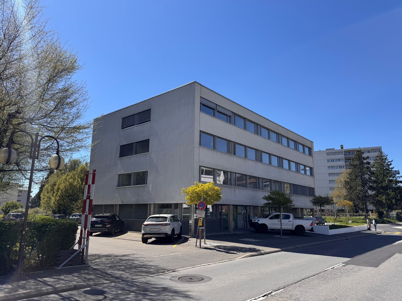 340m² office, photo 2 of 8