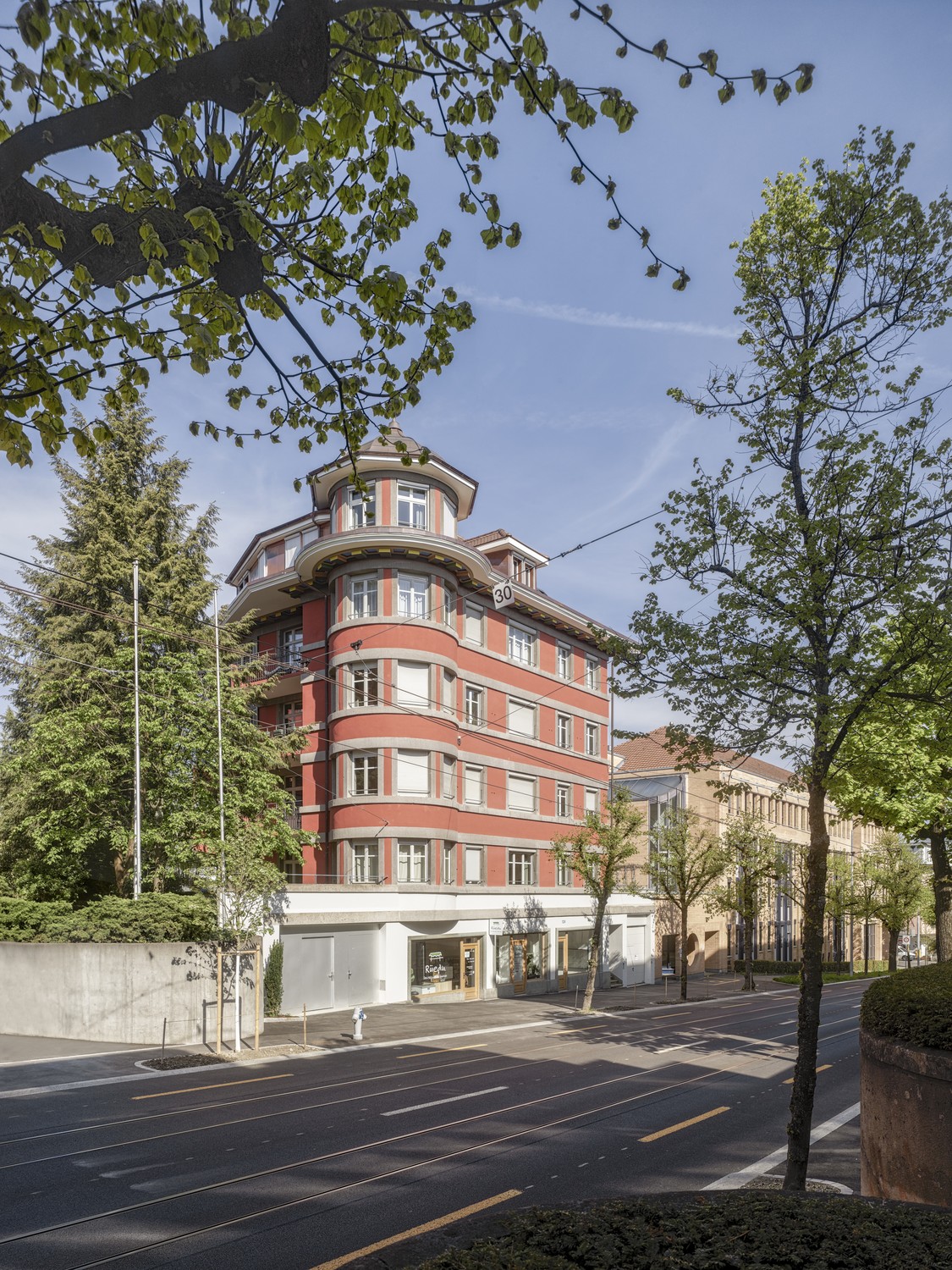 78m² commerciale