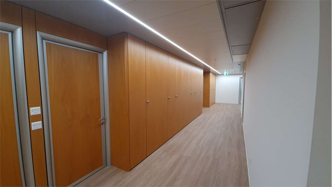Office, photo 1 of 3
