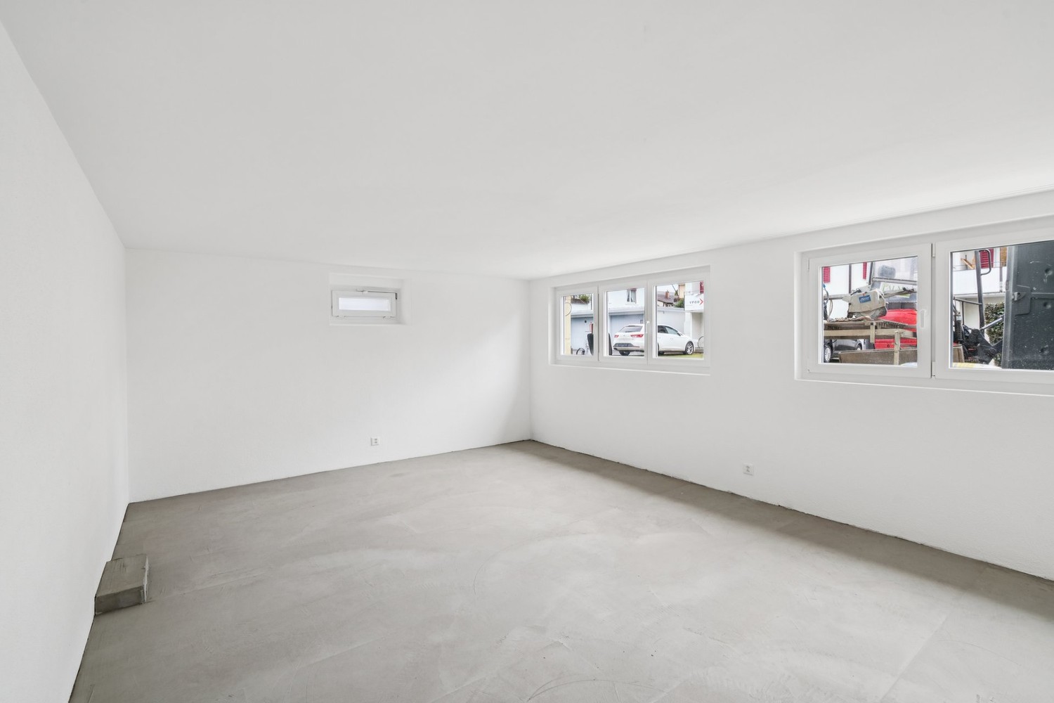 Office, photo 2 of 6