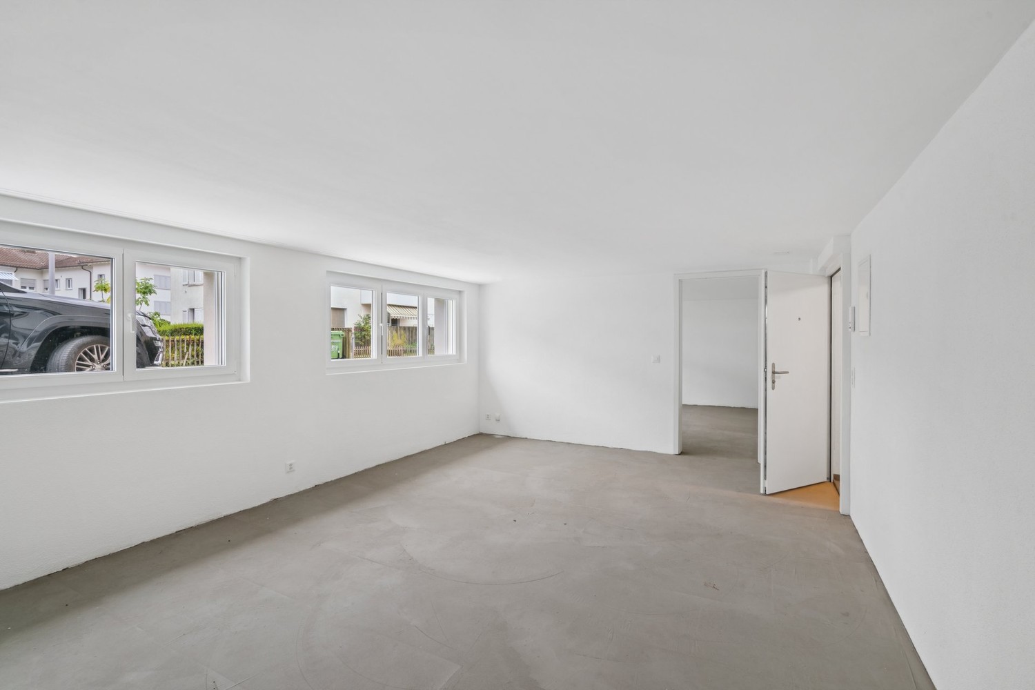 Office, photo 1 of 6